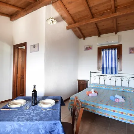 Apartmán Le Dimore Fiorite Di Comino Vista Mare E Vicino Al Mare *